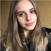 Ragazza preparata e motivata con solida formazione universitaria offre lezioni private